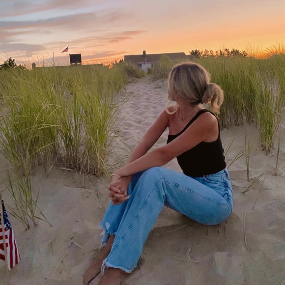 ellie_blue